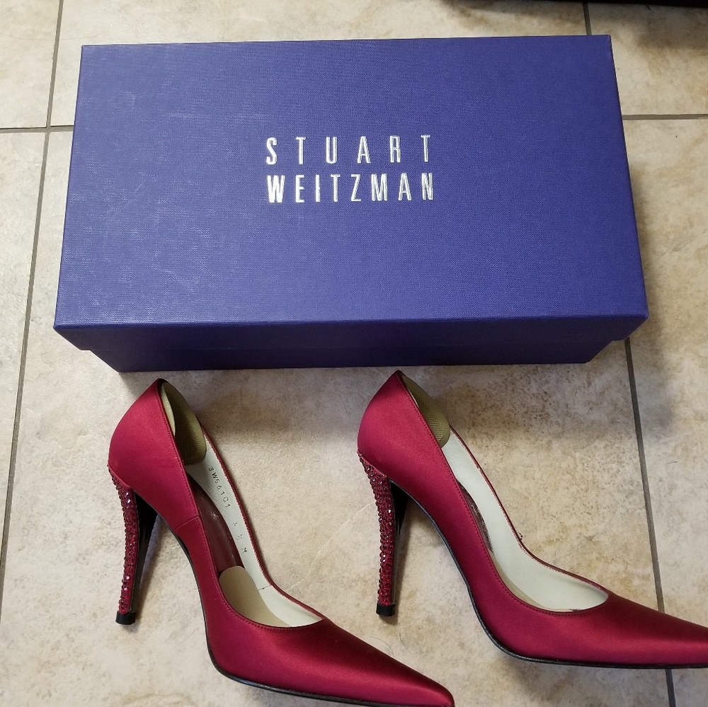 Stuart Weitzman red satin shoes